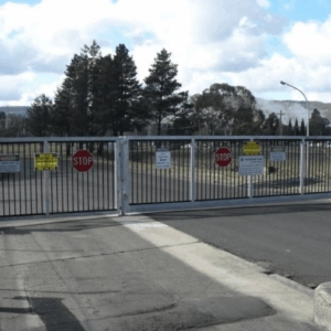 Smart Cantilevered Sliding Gate System